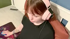 I Got Fucked In The Mouth While I Was Playing Pc And They Cummed On My Shirt