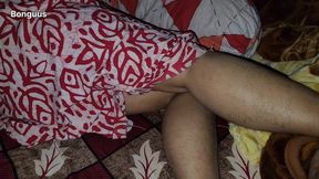 Exploring my Stepmoms Pussy Sharing Bed With Hot MILF