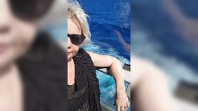Seeking a stranger on a cruise to pleasure my ass&#x1F351; and give me a sensual facial
