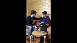 Hjemmelavet klip af amatør tynde homoseksuelle ludere, stor pik kneppet i røven