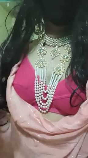 Indian Shemale Expose