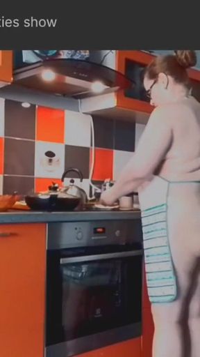 Live Cooking Meat Pancakes