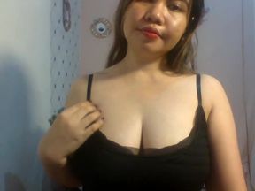 It’s all about raw, ride, and sensual with Prettykatee.