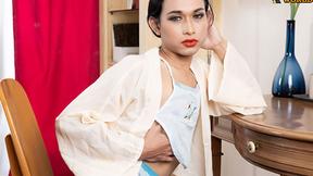 ”FRANKS TGIRLWORLD - Pupe Is Back & Masturbates For You”