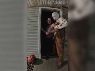 Stranger Takes My Pussy from Behind During the time that the Neighbors are Outside