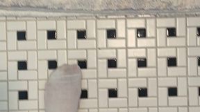 Washing Off Toes After Working Out
