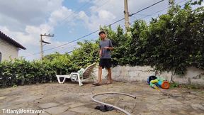 madrasta seduz enteado , entiado coloca duas maos no cu e fica assustado
