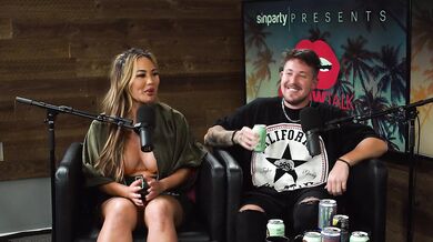 Nikki Benz and Kazumi Raw pod banging live cancer patient