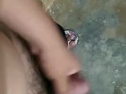 Me masturbo en la casa de mi amigo