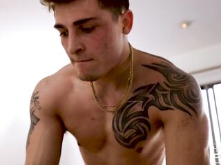 Kanye West followed IG Model. BIG BOOTY Smashed Out.