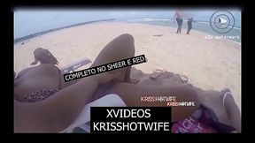Kriss Hotwife &eacute_ Abordada Por 2 Desconhecidos Na Praia Enquanto Se Masturbava