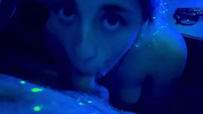Nightclub Thriller: Facesitting Experience