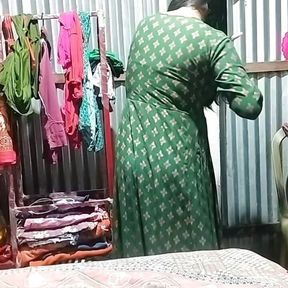 Green churidar Pe Bhabhi ki chudai kiya uski Hushband ne gud far di