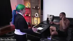 How to Handle a Nyc Latina