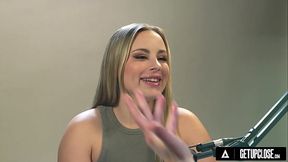 UP CLOSE - How Women Orgasm With The Sexy Anna Claire Clouds! SOLO FEMALE MASTURBATION! FULL SCENE