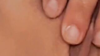 up close snatch stimulation
