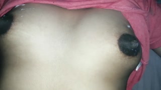 මගෙ සැප කුක්කු දෙකෙන් උක්කු දොවල විදිවි ලස්සන... Sexy girl masturbating and breast milking closeup