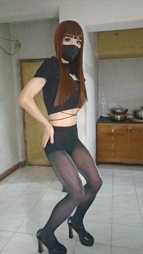 crossdress VID_20241209_170345