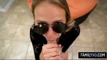 Curvy stepmom Jasmine Daze takes a BBC in the ass from her stepson