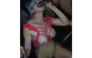 Loirinha na suruba com  bonde de dotados pate ii