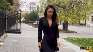 RIM4K. A day turns into holiday when he picks up and seduces bombshell for a rimjob