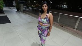 na academia sem calcinha treinando com tesao