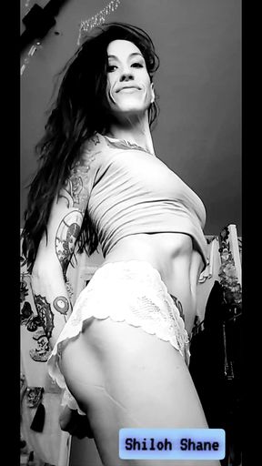 See Shiloh shimmy-shake