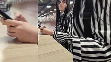 I meet Estefani at the mall when I was going to eat