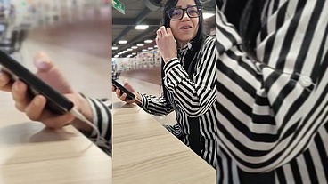 I meet Estefani at the mall when I was going to eat