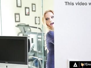 MAMAS CUTIE - Neighbour Caught mother I'd like to fuck Reena Sky & stepbae Tiffany Watson - PORTUGUESE SUBTITLES