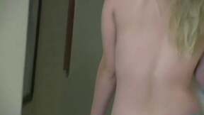 Sweet Liz strip off Hot Photoshoot