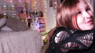 Close eye contact while I'm sucking a huge cock - NesThiccDuo