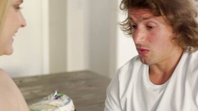 Have Your Cake And Step Sister Too - S19:E5