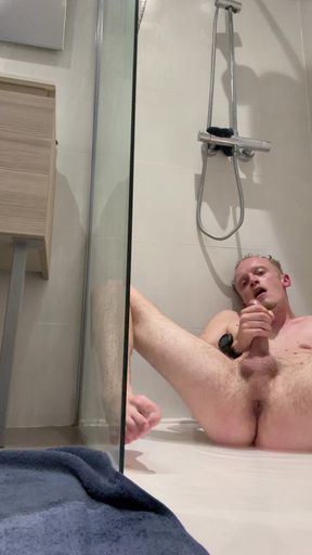 French Male Do the Show During His Shower
