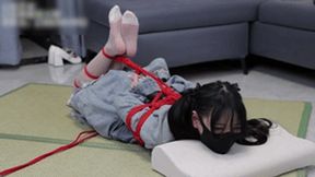 xy281-very cute twintail girl in white stockings tied up with rope