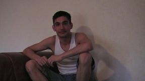assan basise par la pornstar brice farmerle beau assan aura la belle surprisse...