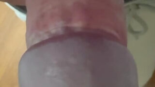 Hai người chuyển giới đồng tính trẻ người Nga với dương vật khổng lồ quan hệ tình dục qua đường hậu môn.