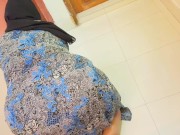 Big Ass Sexy Arab Maid Stuck Under Bed خادمة عربية تريد ممارسة الجنس الشرجي مع رئيسها