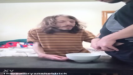 20yo twink pisses in my bowl and I drink it