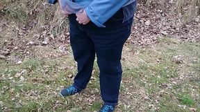 BBW-Schlampe muss Pissen