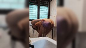Girlfriend sex in shower with his boyfriend because both are crazy about sex