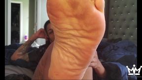 Footslave Boyfriend Turned Cuck