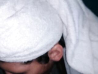CARNAL CHICA EMBARAZADA CON GARGANTA PROFUNDA DESPUES DE LA DUCHA