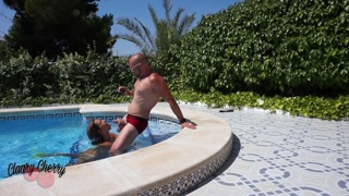 Voyeur cam sucking at the pool - Claary Cherry
