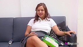 Alba, 18yo, and her first anal