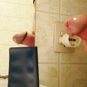 Homemade amateur handjob and cumshot on card holder