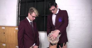 Bully porn with threesome blowjobs and anal