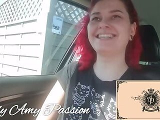 Diaper Tour - Outdoor Fetish Dominatrix on the Go
