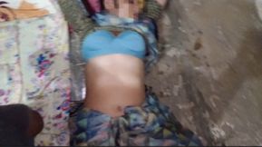 Devar ji mere kamar per tel lagakar malish kar do bahut dard ho raha hai bhale chahe aap meri gand maar Lena devar ji per Meri kamar Dard la