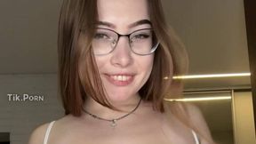 Video uploaded by @mayadxd @Showing Boobs and #Glasses Porn #Brunette #Nude #Natural Big Tits xxx adult gratis | Tik.Porn